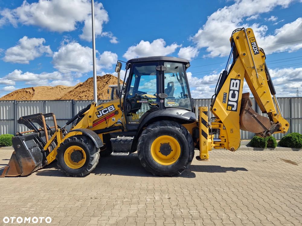 JCB 3CX Contractor AEC * 2011r. * Joystick * Toruelock * - 24