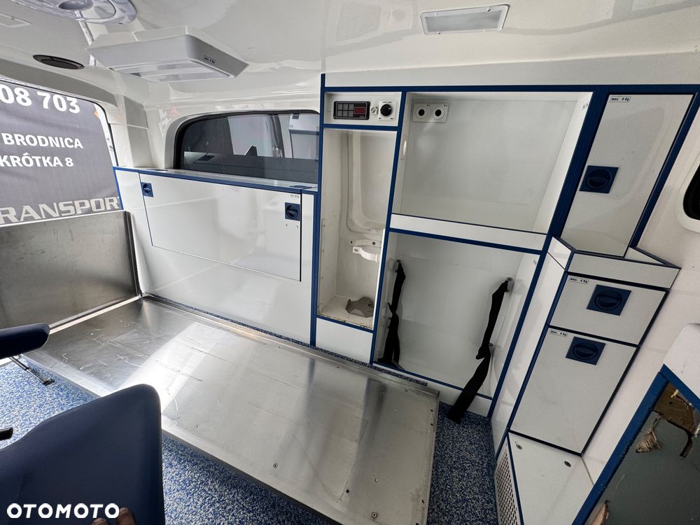 Mercedes-Benz Vito - 14