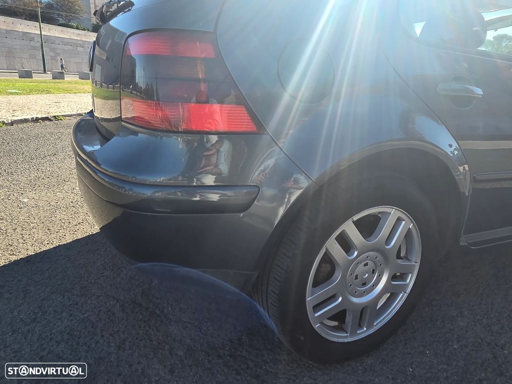 VW Golf 1.4i Confortline JE+AC - 11
