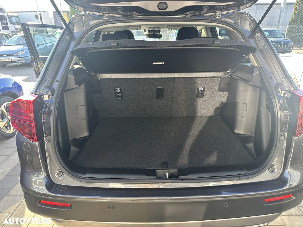 Suzuki Vitara 1.4 Boosterjet 6MT AllGrip MHEV Passion - 12