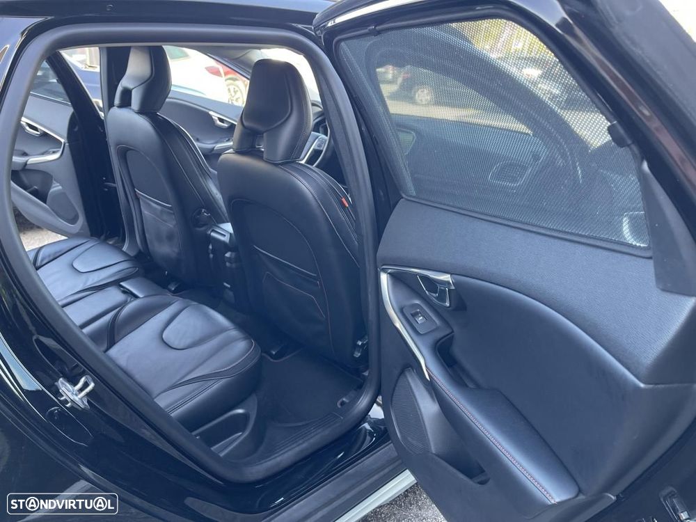 Volvo V40 Cross Country 2.0 D2 Volvo Ocean Race - 18