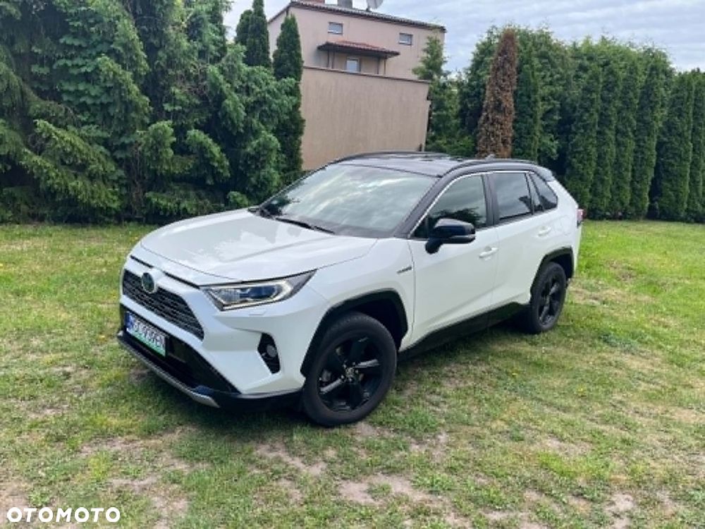 Toyota RAV4 - 1