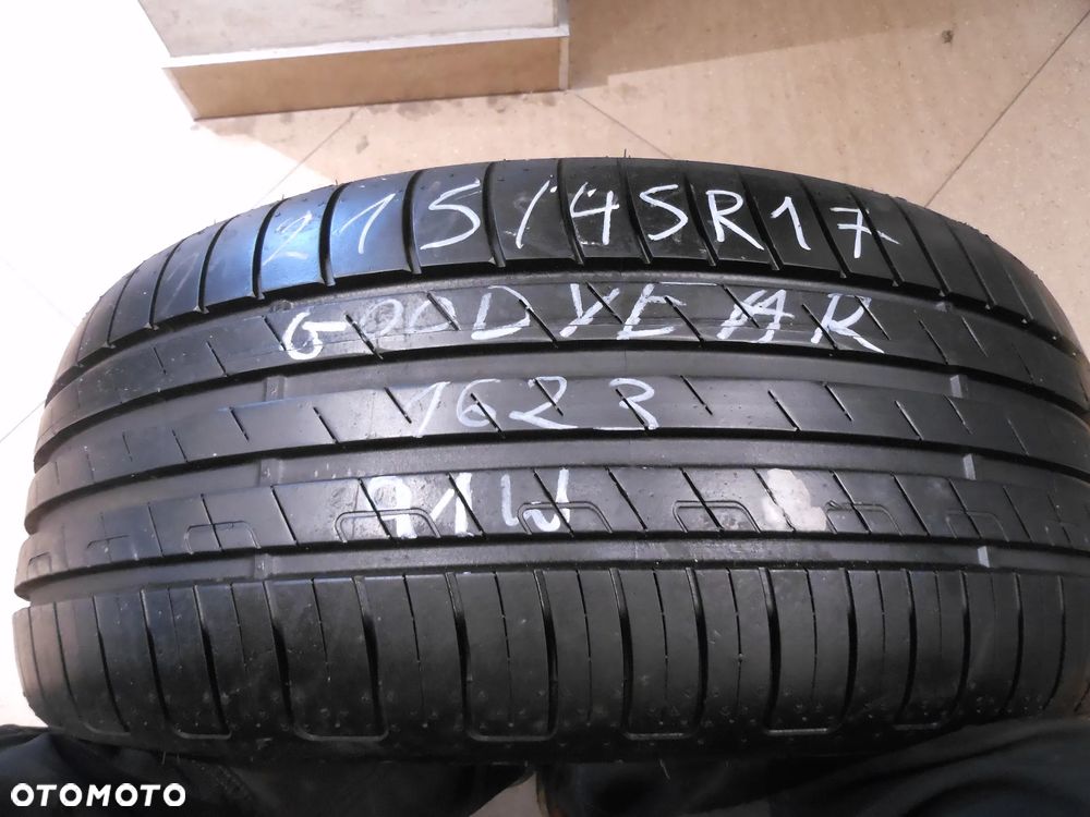 Opona pojedyńcza 215/45r17 goodyear efficient grip performance 8mm lato - 1