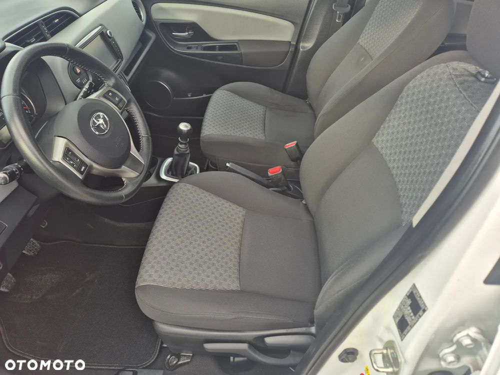 Toyota Yaris 1.33 VVT-i Style - 14