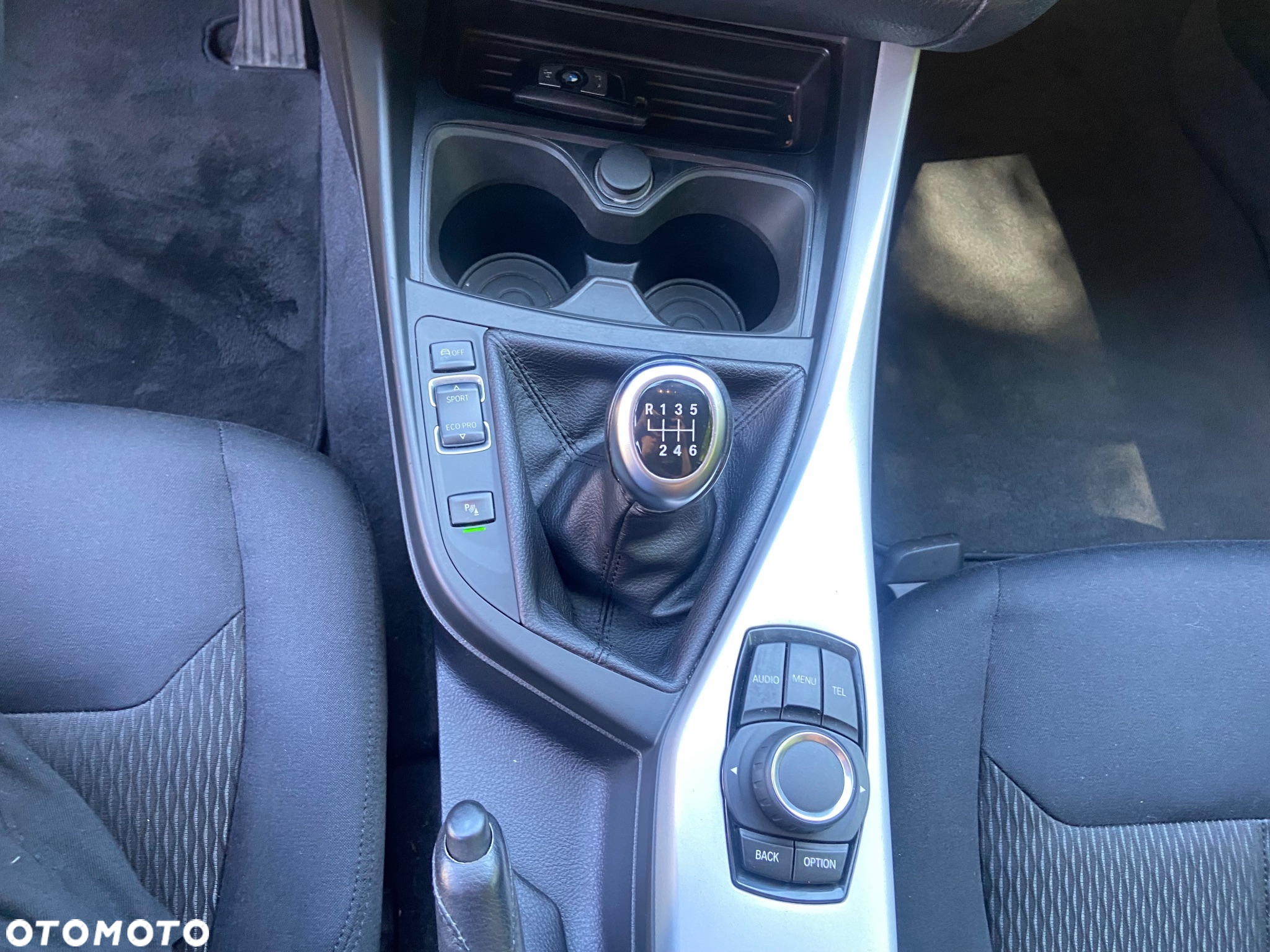BMW Seria 1 116d - 24
