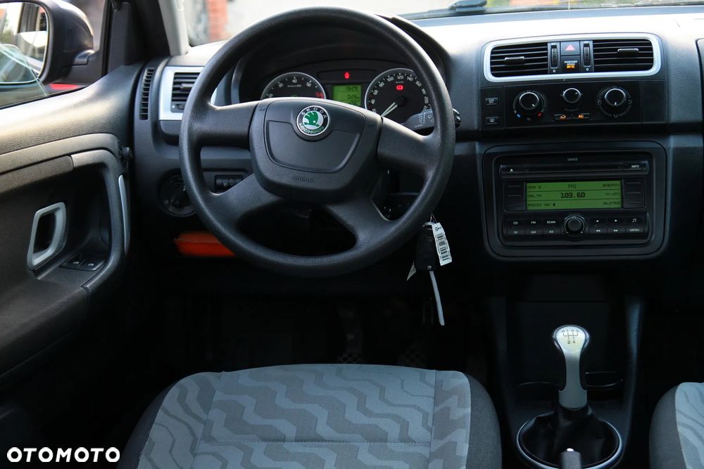 Skoda Fabia 1.4 16V Active Plus - 22
