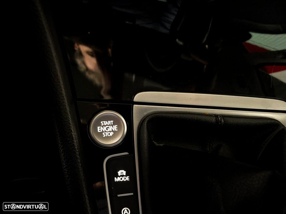 VW Golf Variant 1.6 TDi GPS Edition - 33