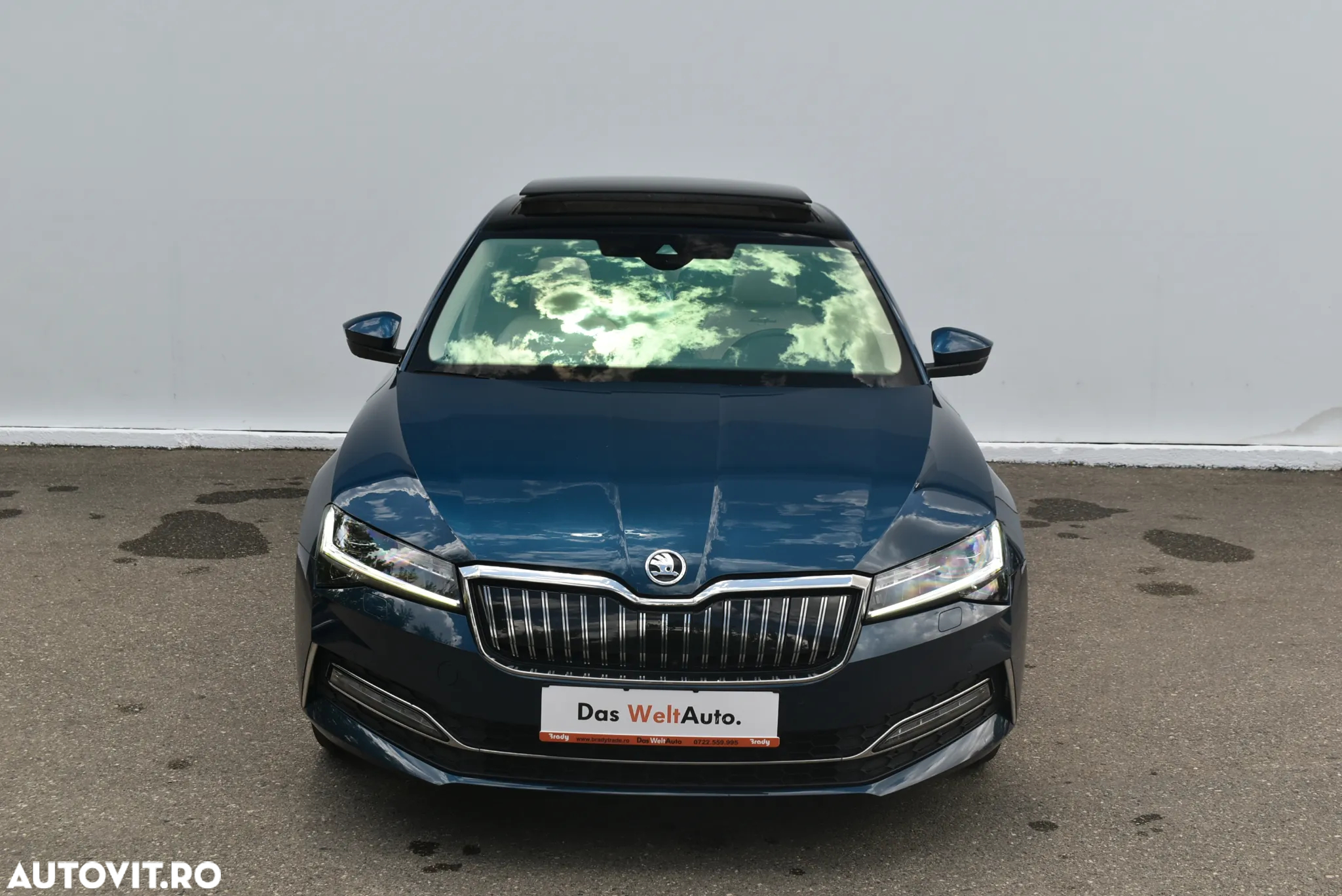 Skoda Superb 1.4 TSI iV DSG L&K - 8