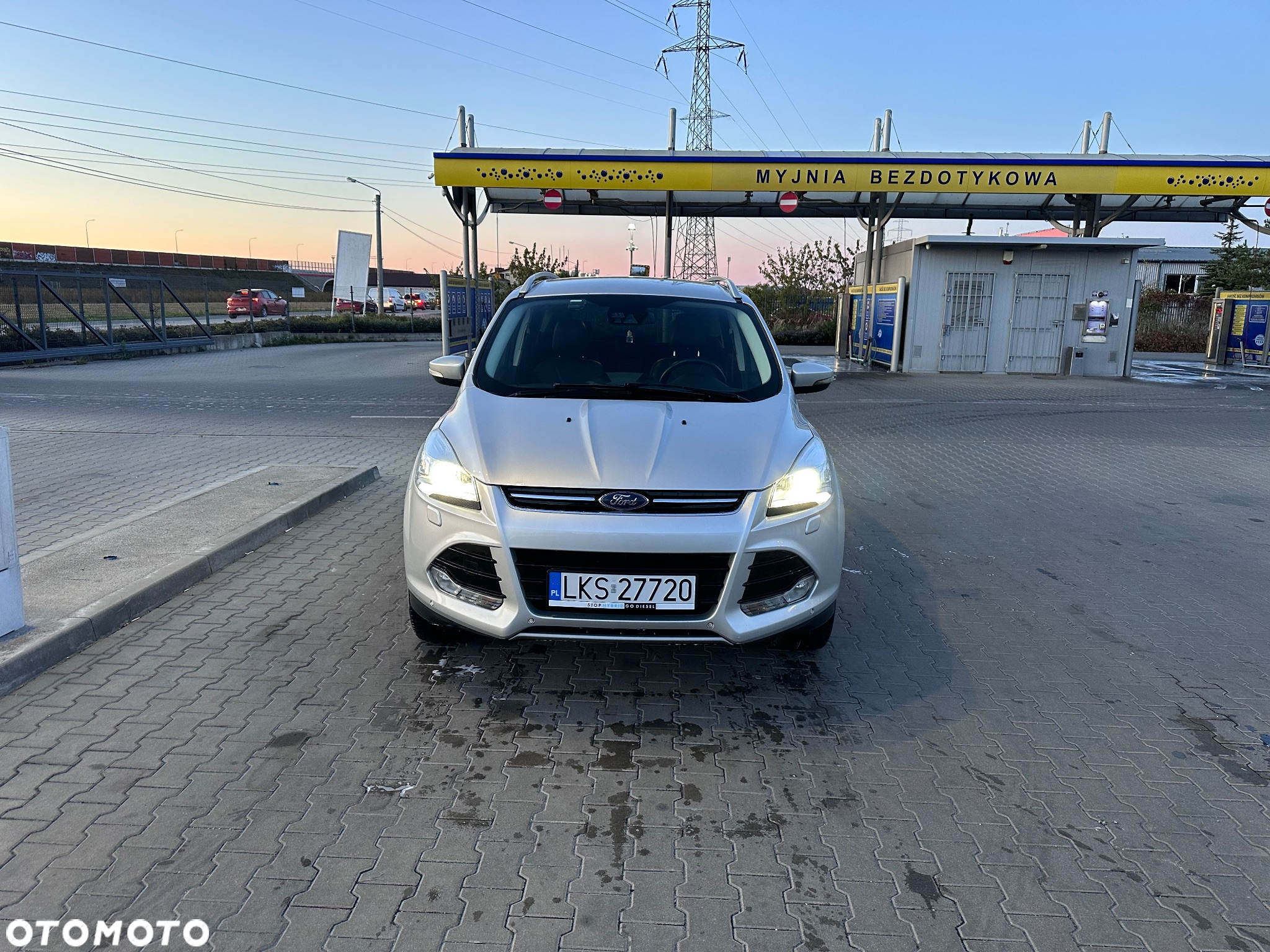 Ford Kuga - 2