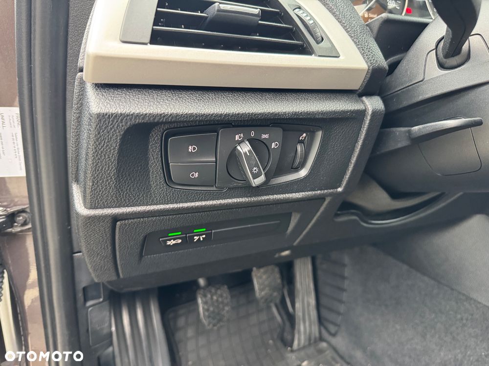 BMW Seria 1 116d - 17