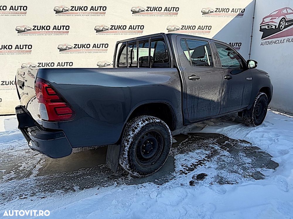 Toyota Hilux - 6