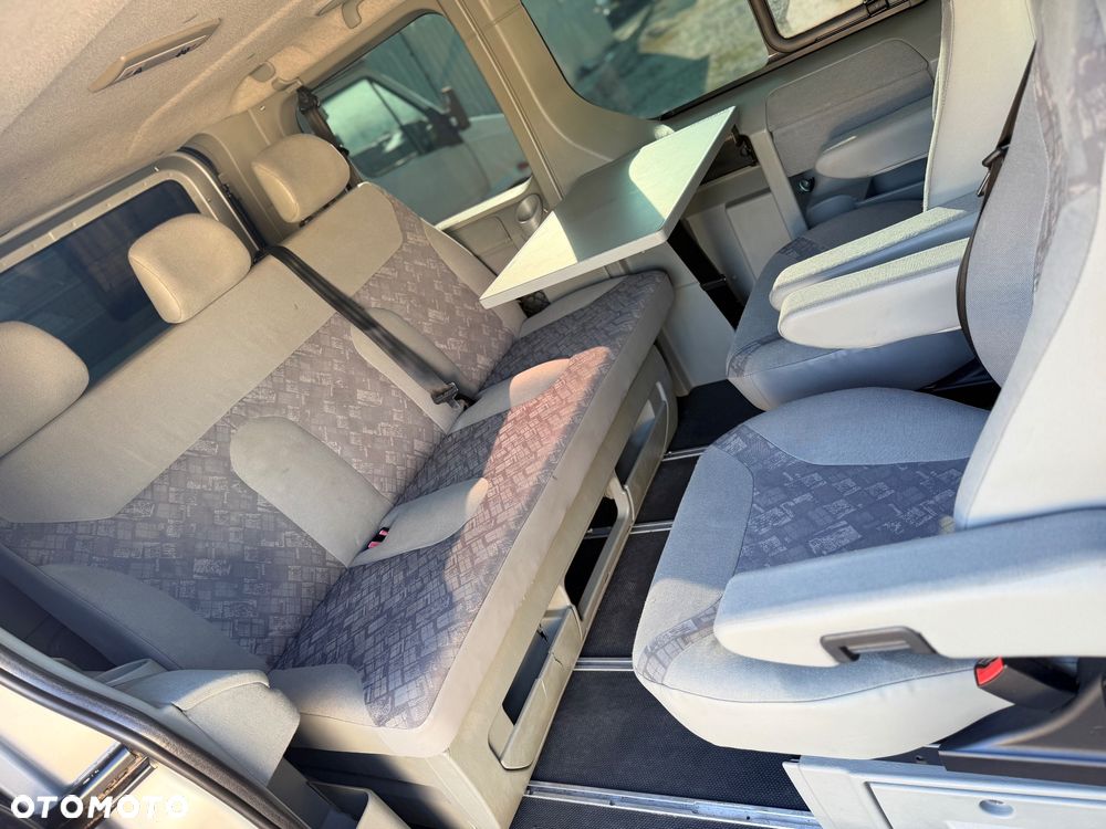 Opel Vivaro - 13