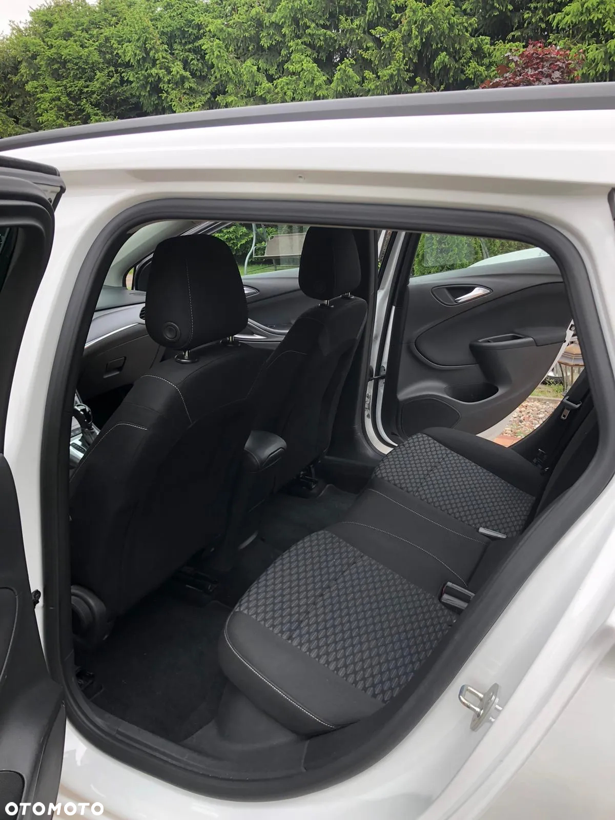Opel Astra V 1.6 CDTI Enjoy - 9