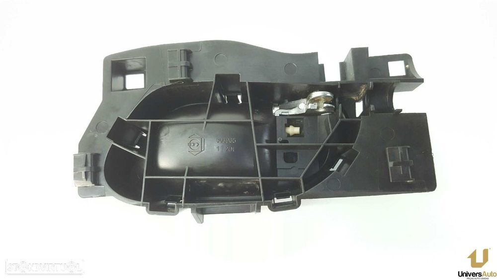PUNHO TRASEIRO DIREITO PEUGEOT 208 ACCESS - 4