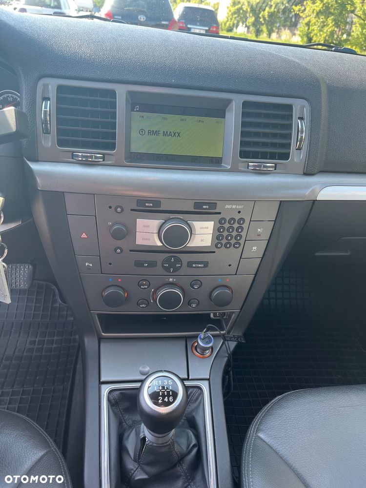 Opel Vectra 1.9 CDTI - 11