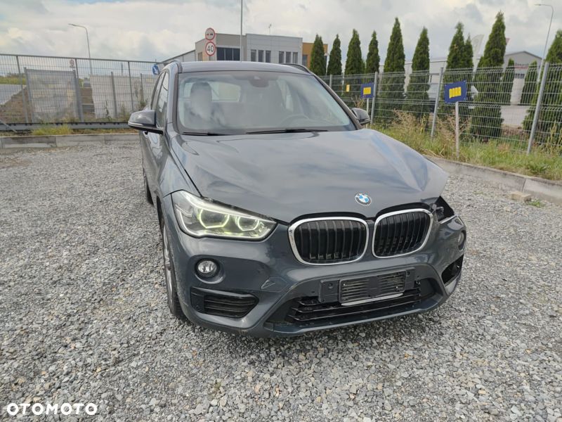 BMW X1 sDrive18i - 1