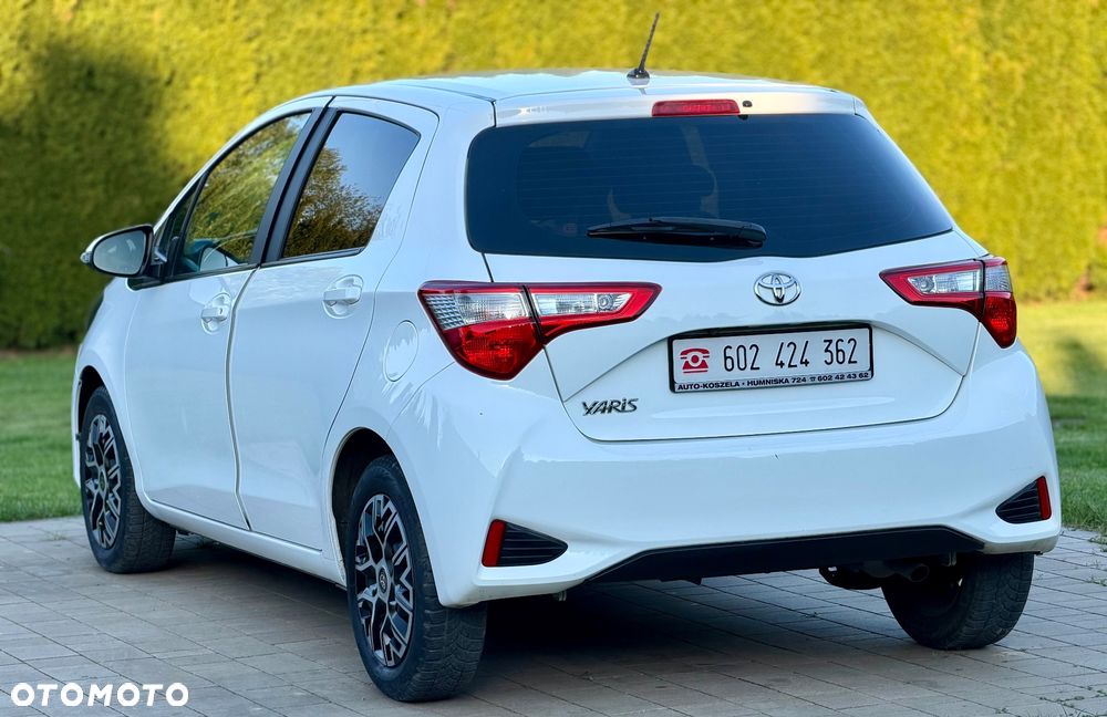 Toyota Yaris 1.5 Dynamic - 4