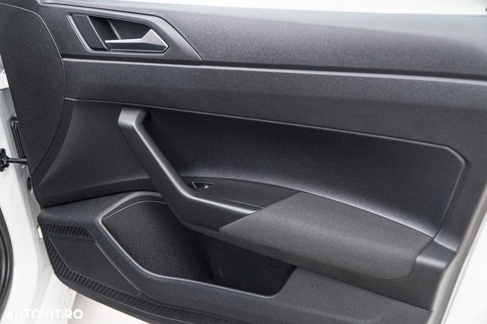 Volkswagen Polo 1.0 Comfortline - 35