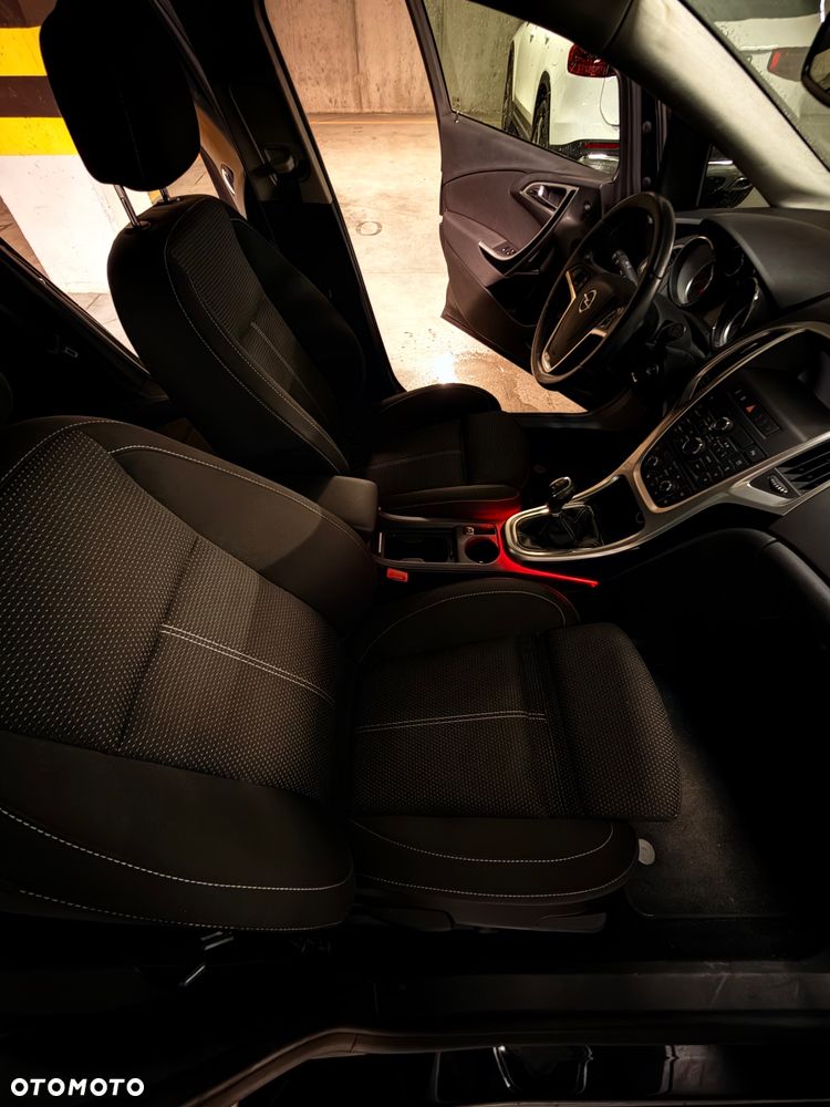 Opel Astra - 25