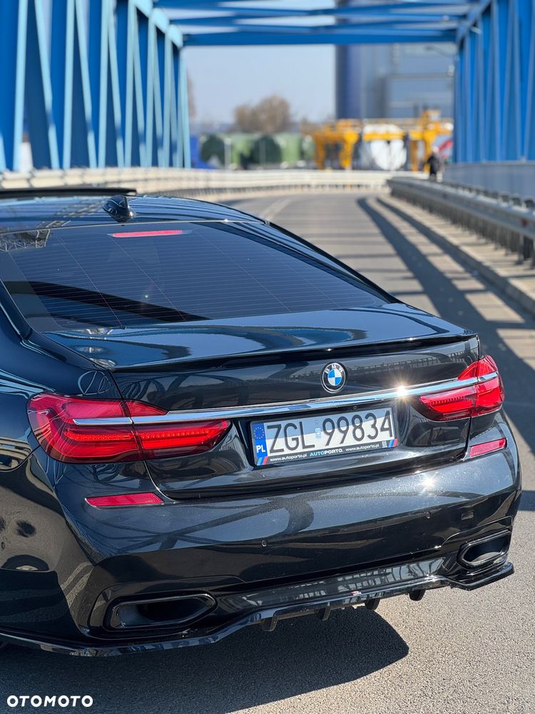 BMW Seria 7 - 18