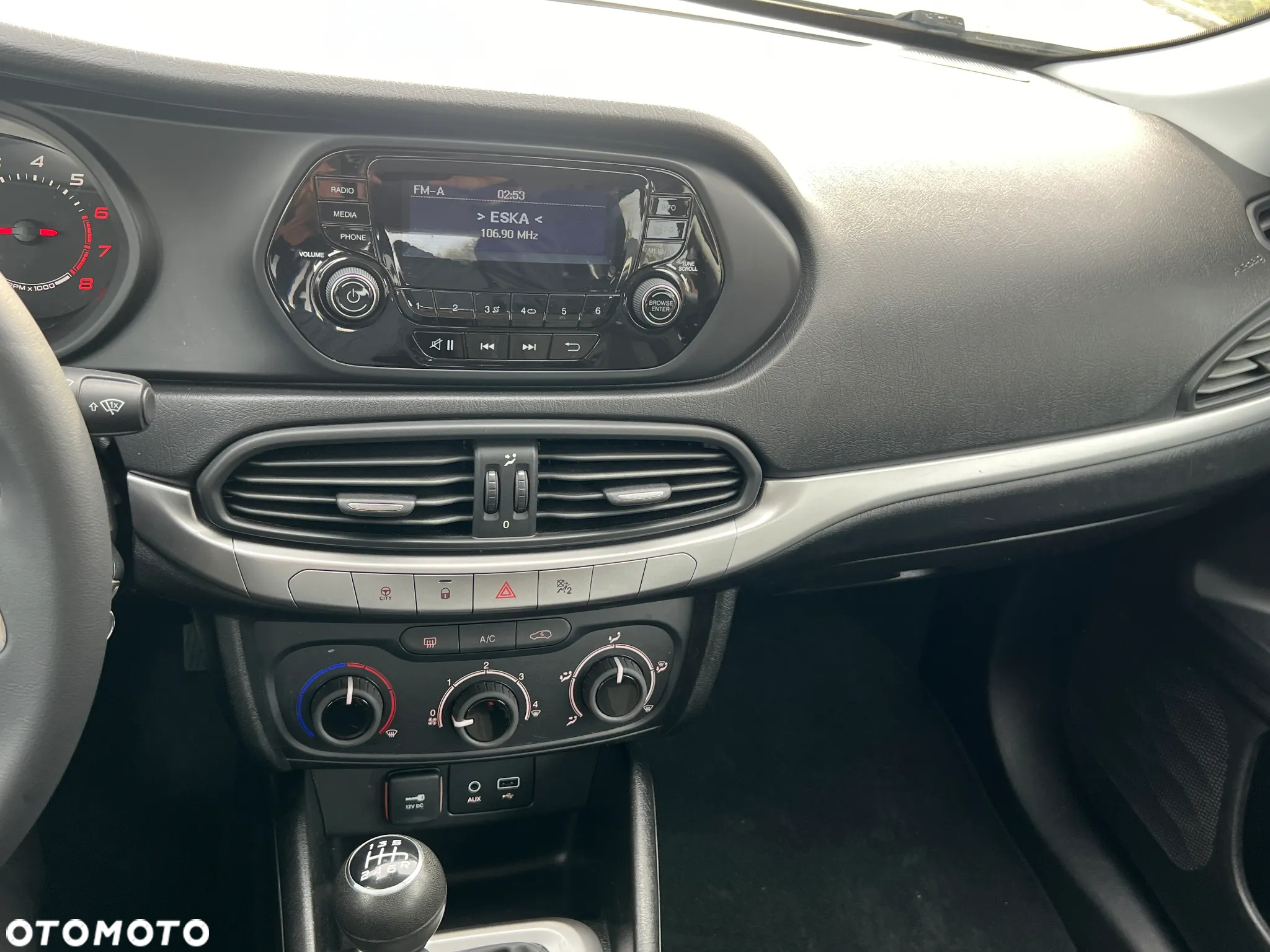 Fiat Tipo 1.4 16v Easy - 23