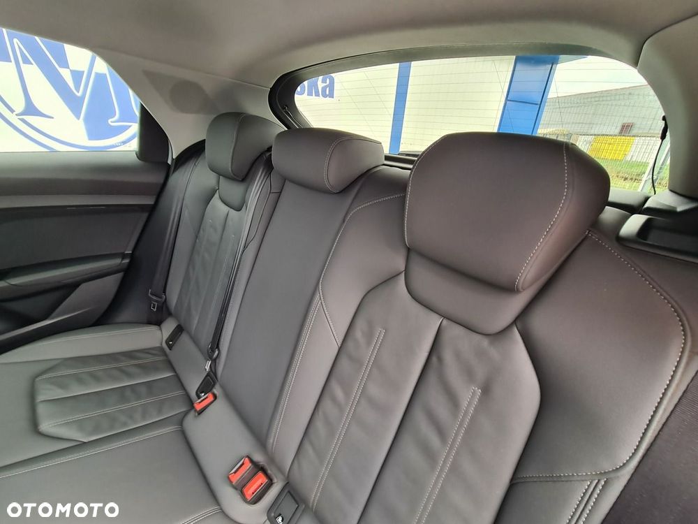 Audi A1 Citycarver 30 TFSI S tronic - 28