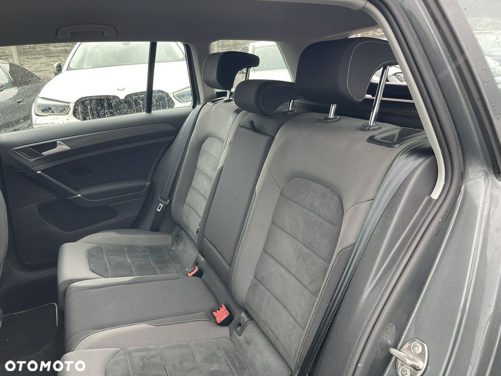 Volkswagen Golf 1.5 TSI BMT Comfortline - 12