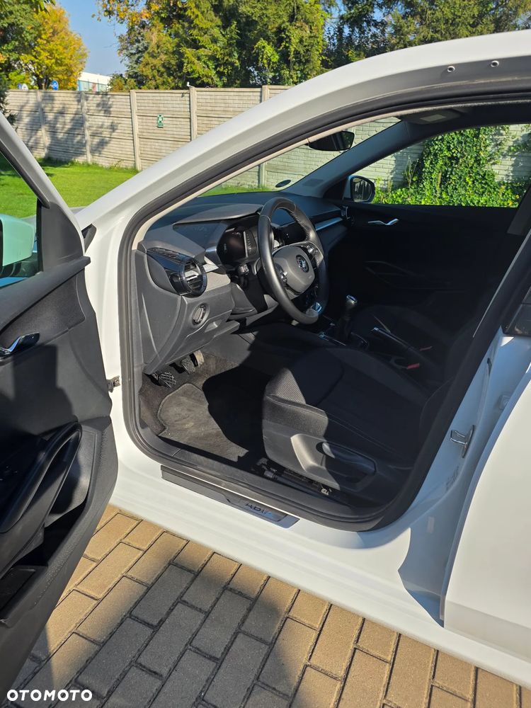 Skoda Fabia 1.0 TSI Tour - 8