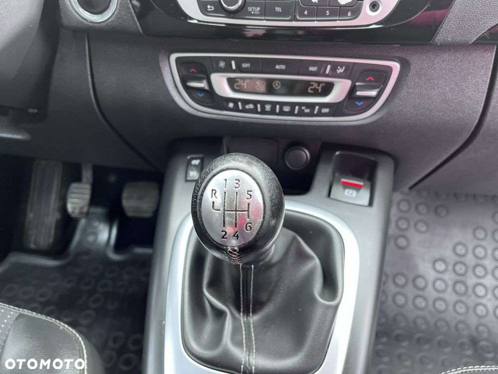 Renault Grand Scenic - 20