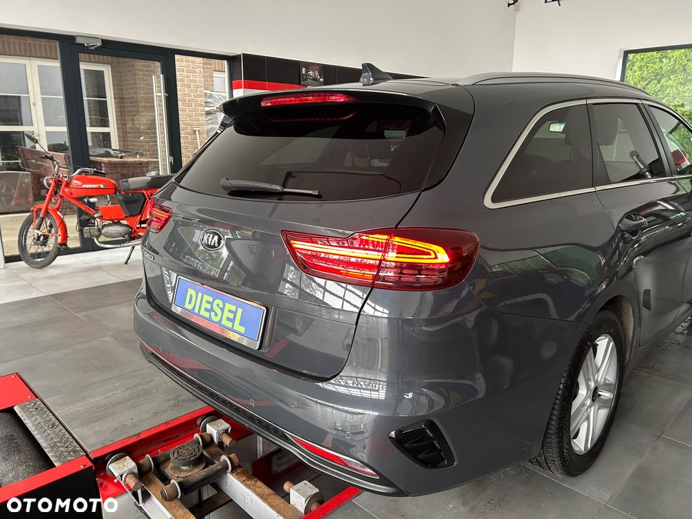 Kia Ceed 1.6 CRDi Edition 7 - 8
