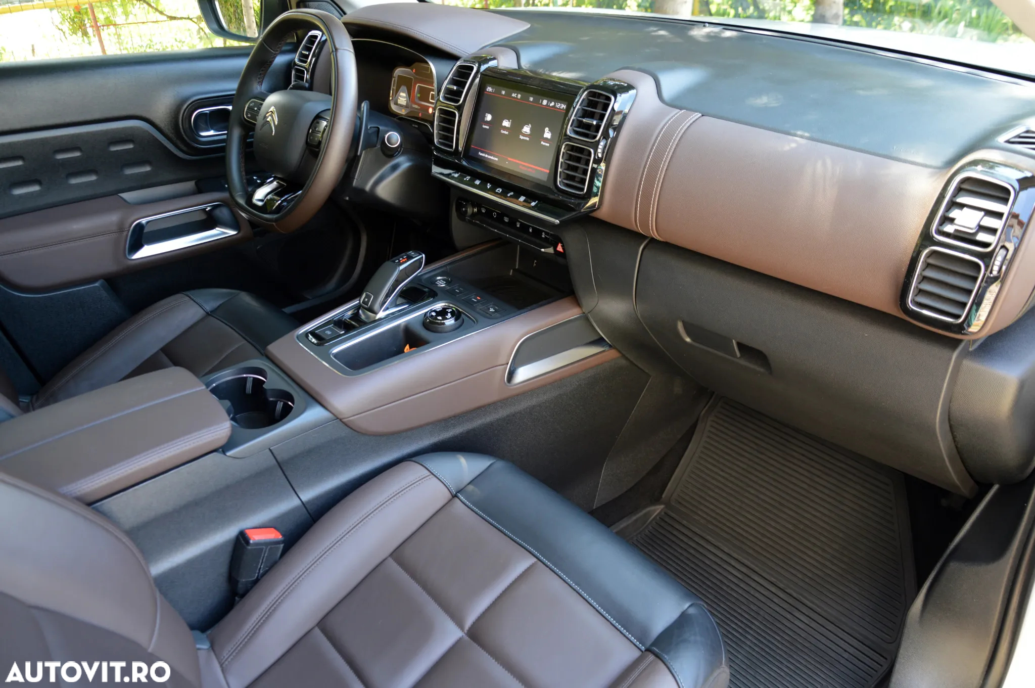 Citroën C5 Aircross 1.6 PureTech S&S EAT8 Shine - 6