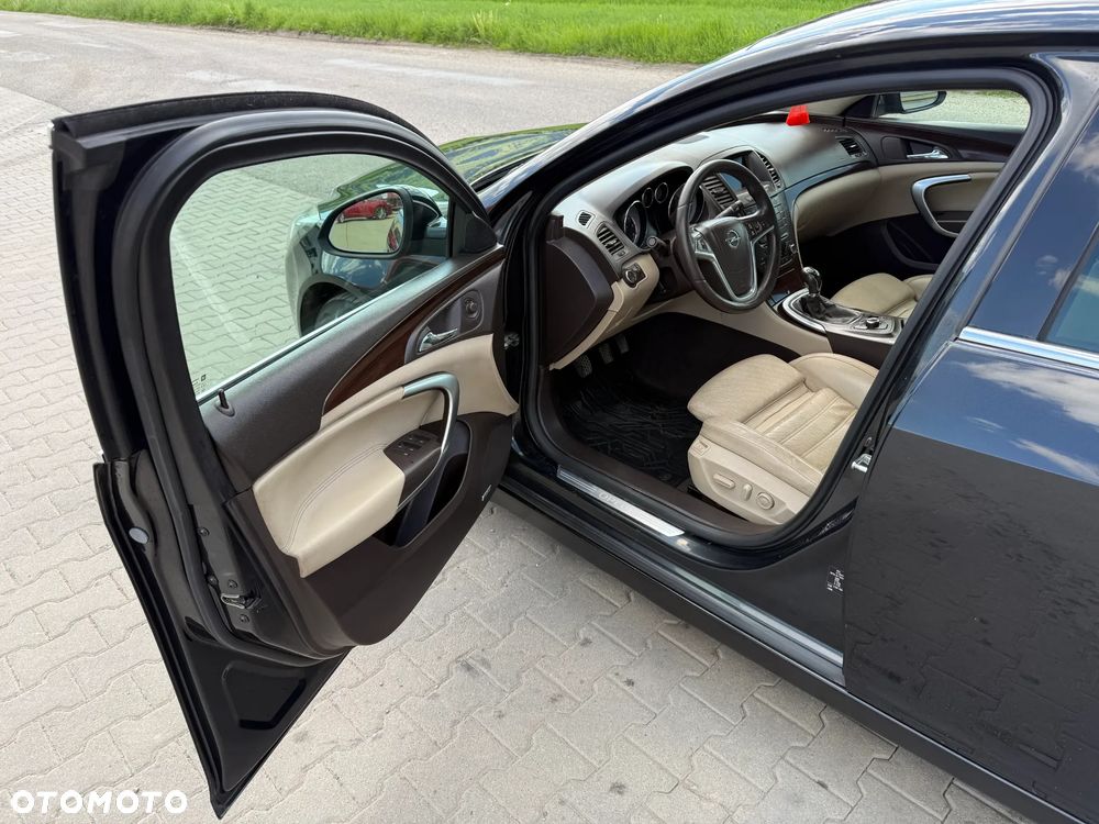 Opel Insignia - 14