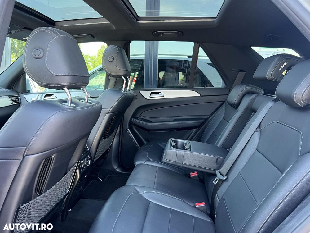 Mercedes-Benz GLE 400 4MATIC - 36