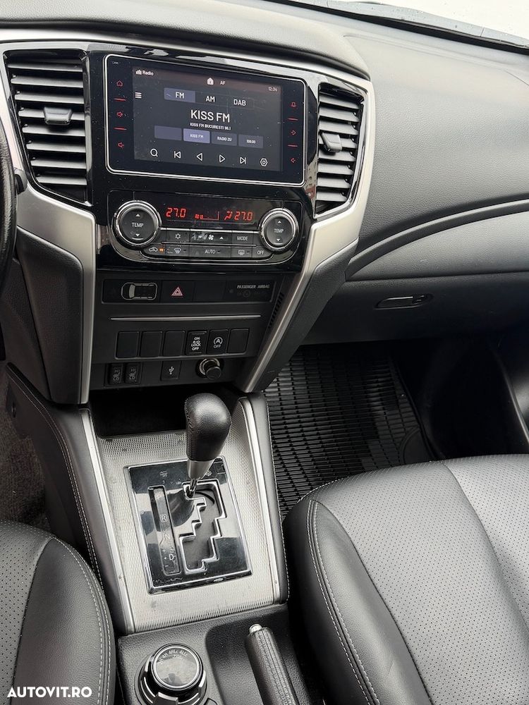 Mitsubishi L200 Double Cab 2.2 DI-D A/T Instyle - 14