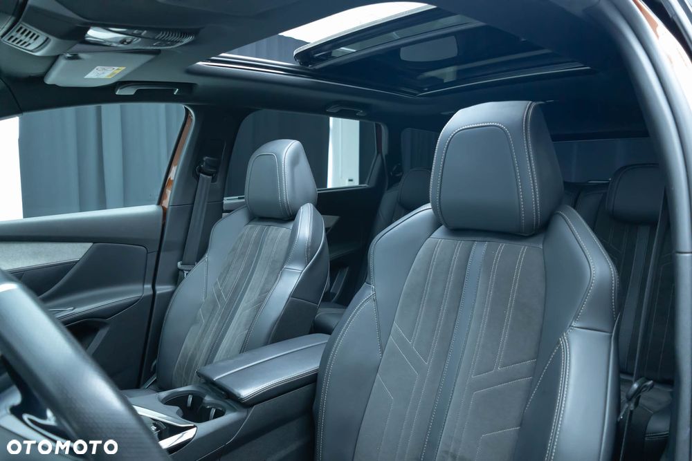 Peugeot 5008 BlueHDi 180 EAT8 GT Pack - 32