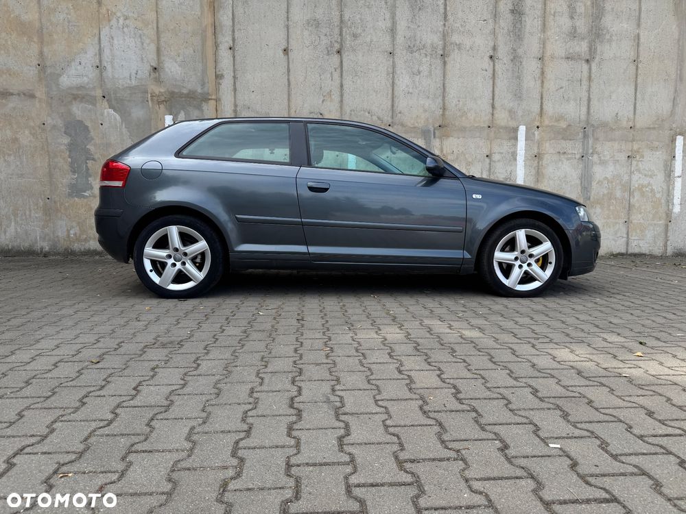Audi A3 1.6 Ambiente - 14