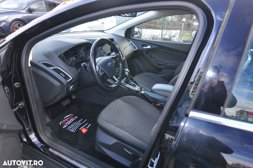 Ford Focus 1.5 EcoBoost Start-Stopp-System Aut. TITANIUM - 6
