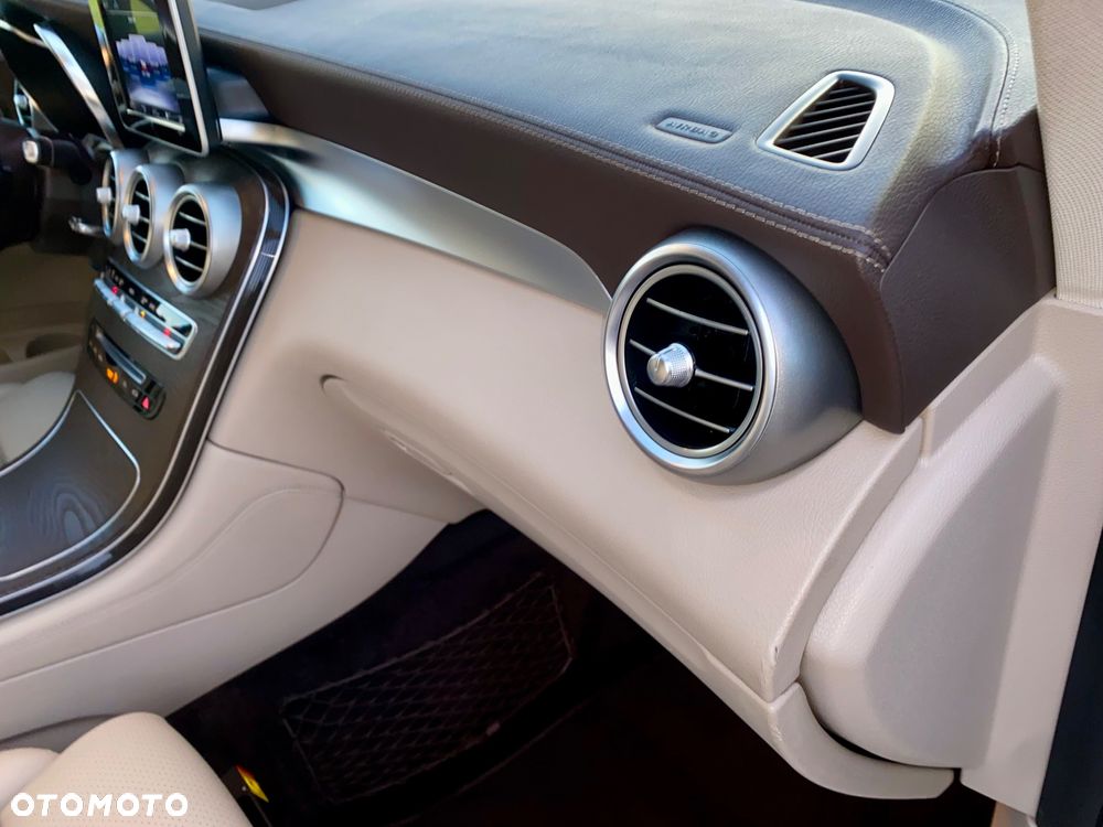 Mercedes-Benz GLC 250 4-Matic - 17