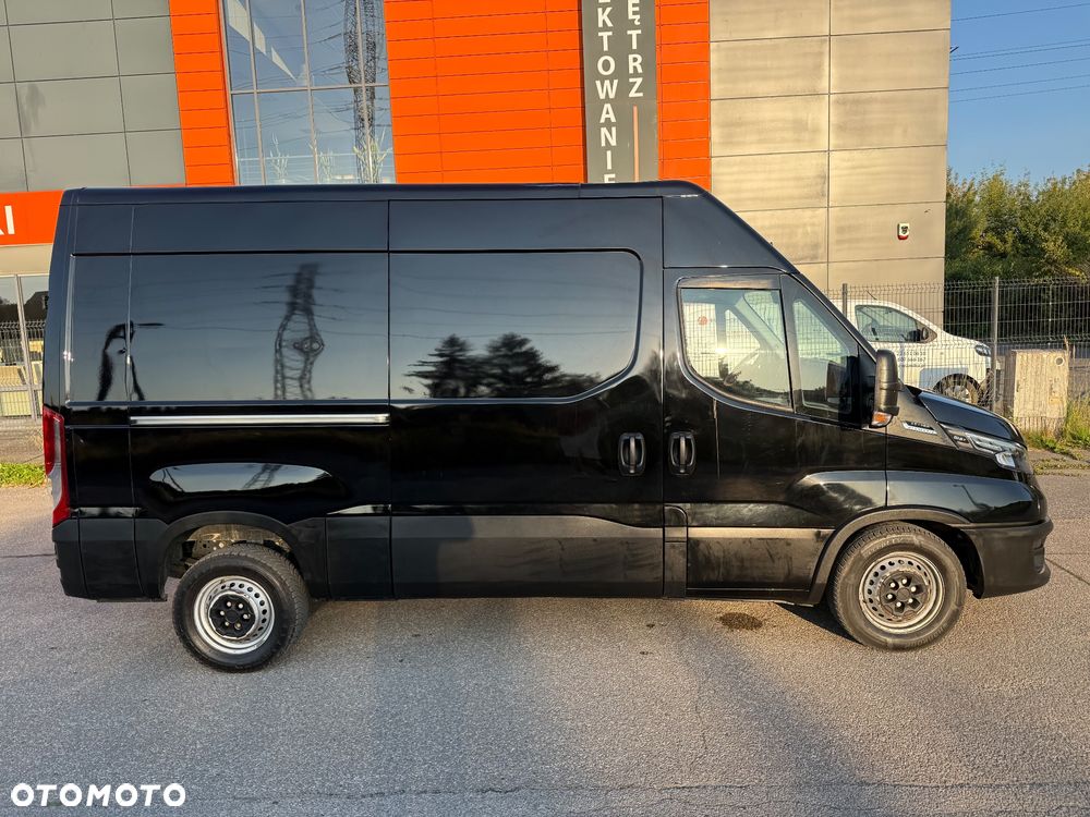 Iveco Daily 35S180 L2h2 HiMatic Ful Opcja - 9