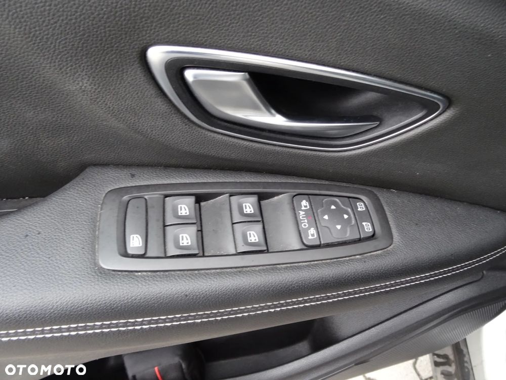 Renault Scenic ENERGY dCi 110 INTENS - 9