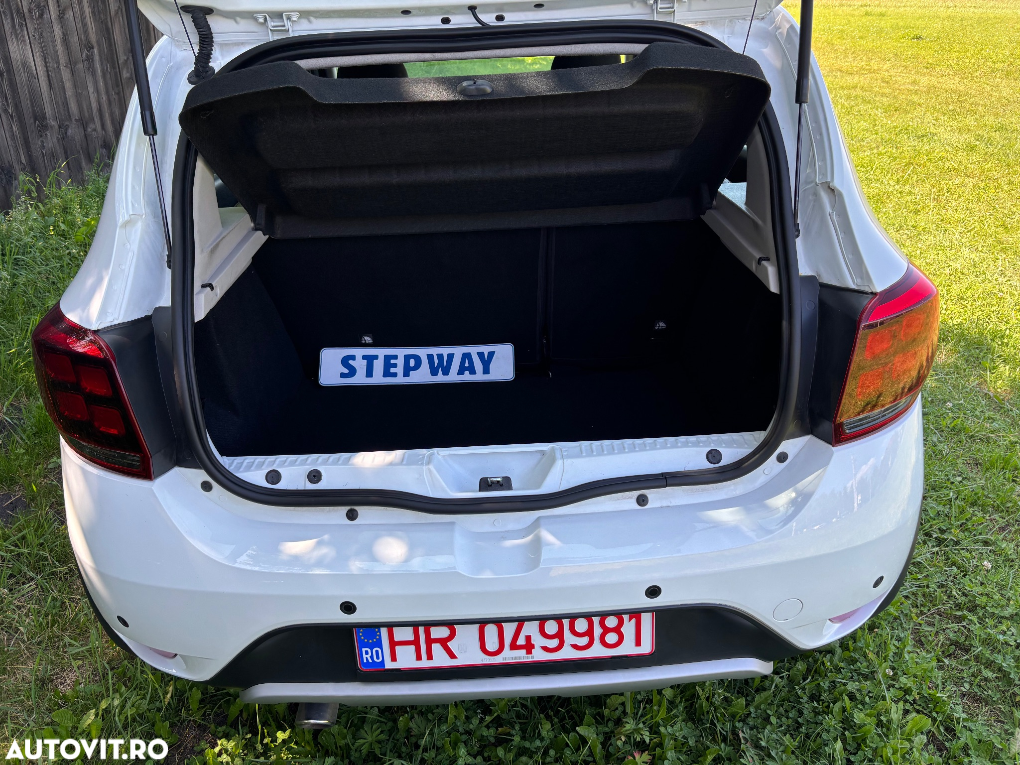 Dacia Sandero Stepway dCi 90 Prestige - 17