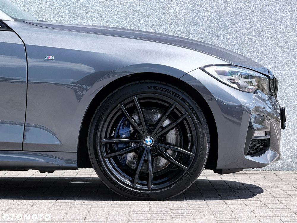 BMW Seria 3 330i xDrive M Sport sport - 12