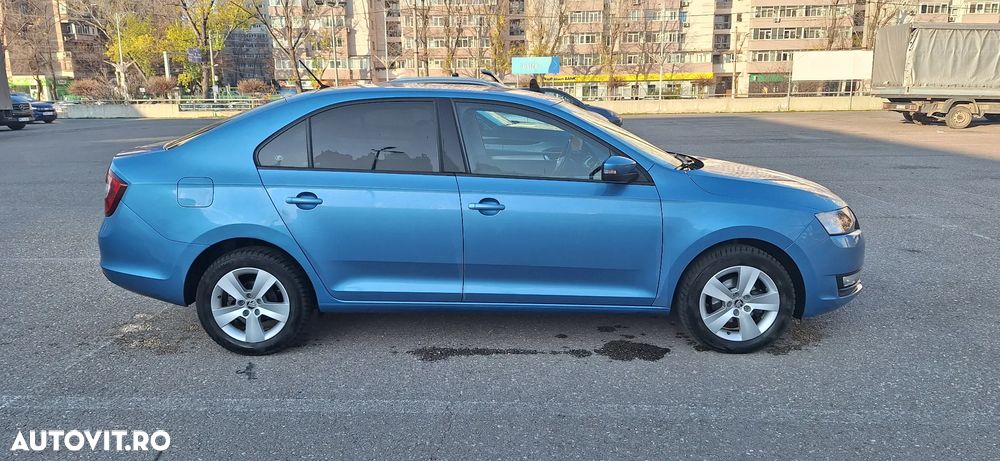 Skoda RAPID - 12