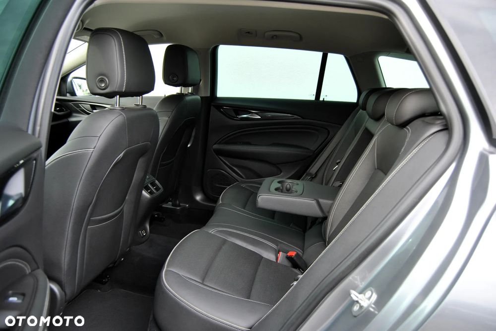 Opel Insignia Grand Sport 2.0 Diesel Innovation - 18