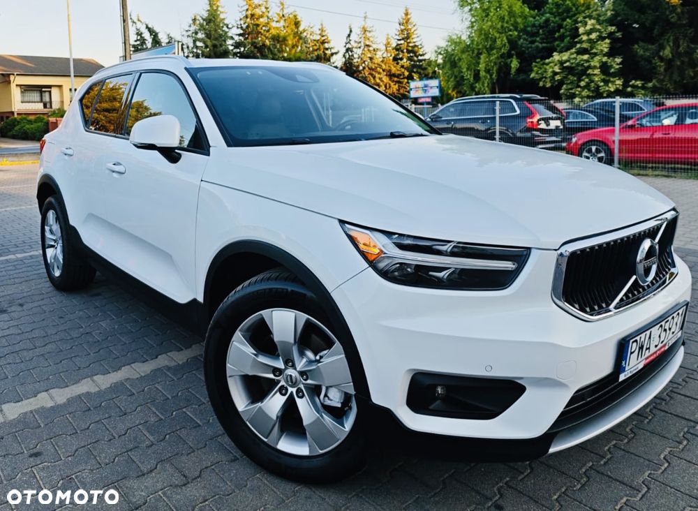 Volvo XC 40 T5 AWD Momentum Pro - 3
