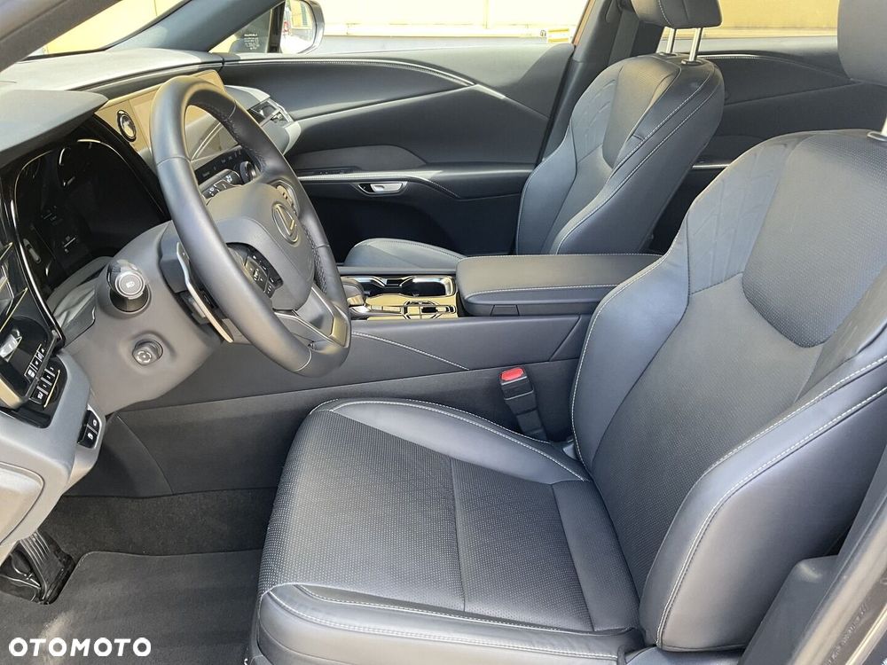 Lexus RX - 20