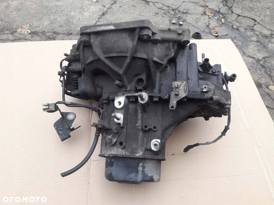 Mazda MPV 99-02 2.0 16V Skrzynia Biegów 165 tys - 1