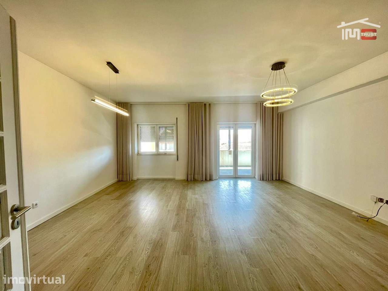 Apartamento T3 Montijo - Coz. Equipada, Terraço, Varanda, AC, Eleva... - Grande imagem: 3/32