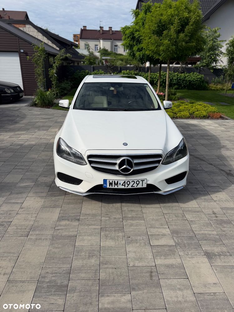 Mercedes-Benz Klasa E 350 4Matic 7G-TRONIC - 29