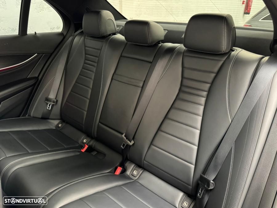 Mercedes-Benz E 300 de T 9G-TRONIC AMG Line - 54